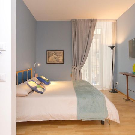 A Casa Nostra Apartment เนเปิลส์ ภายนอก รูปภาพ